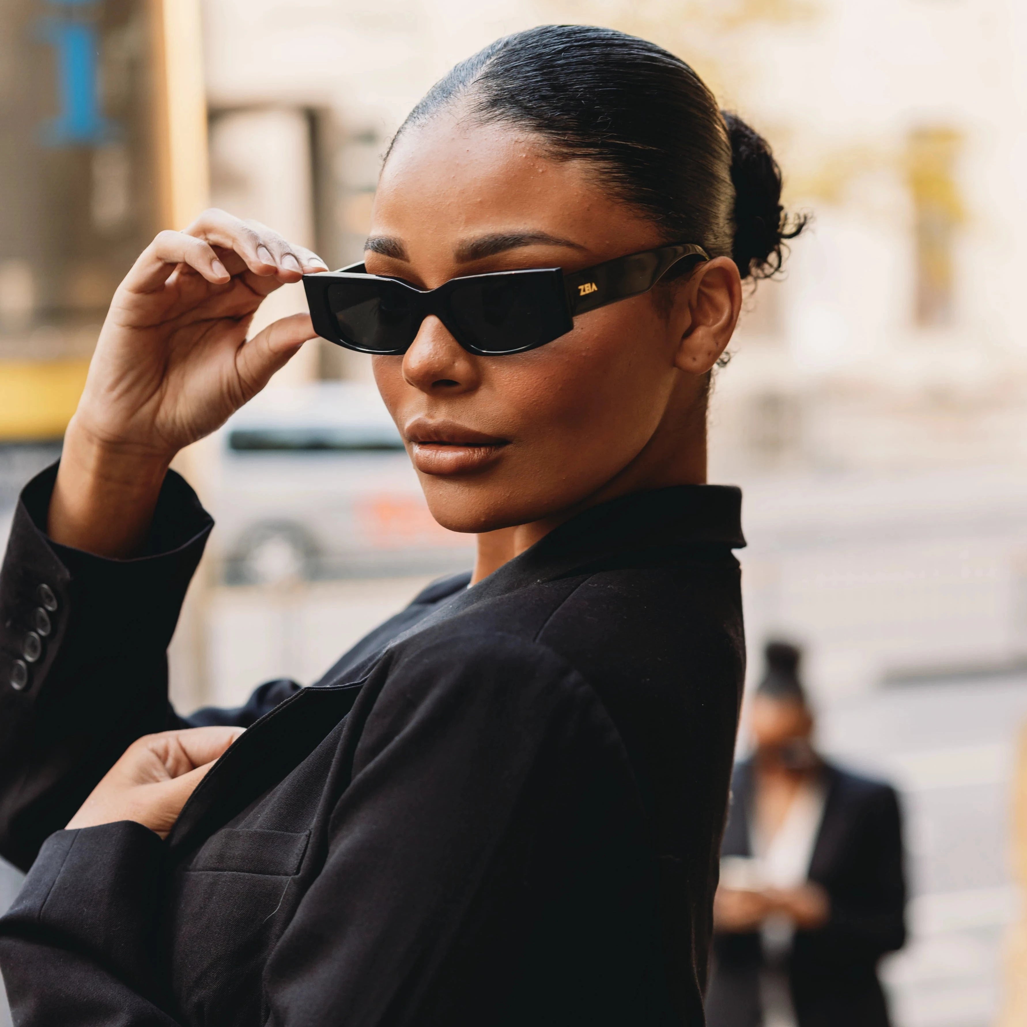 Quay strange online love sunglasses